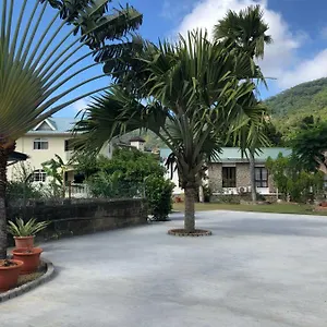  Appartement Flower Garden Self-catering Seychelles